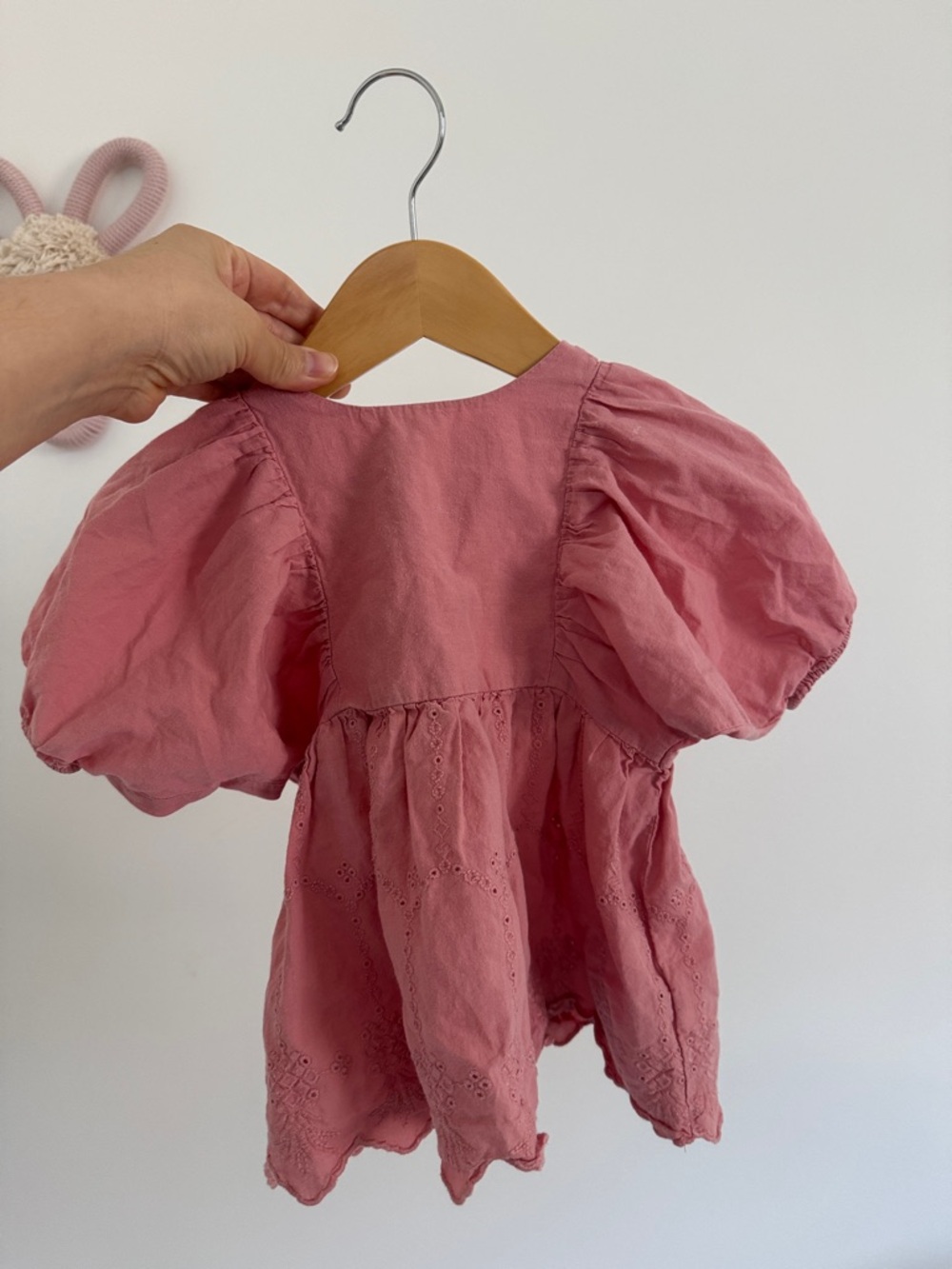 H&M Pink Puff-Sleeve Eyelet Top